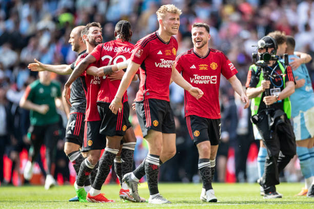 他在职业足 他在职业足