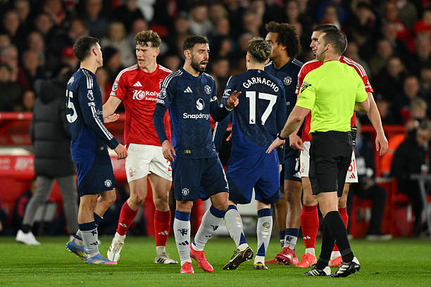 仅是两支球 仅是两支球